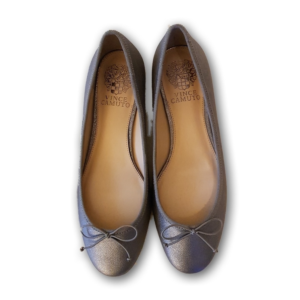 Vince Camuto Adema gunmetal ballet flats 7M New